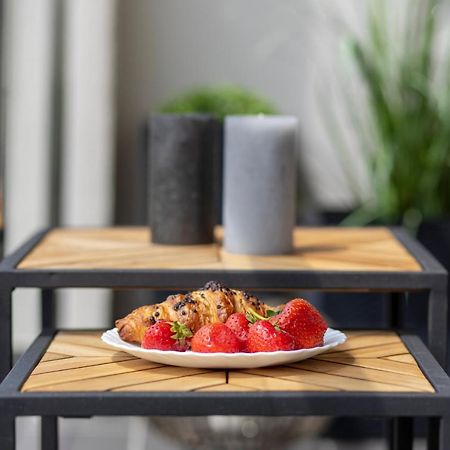 Appartamento Apartament Laurowa Tyczyn Esterno foto