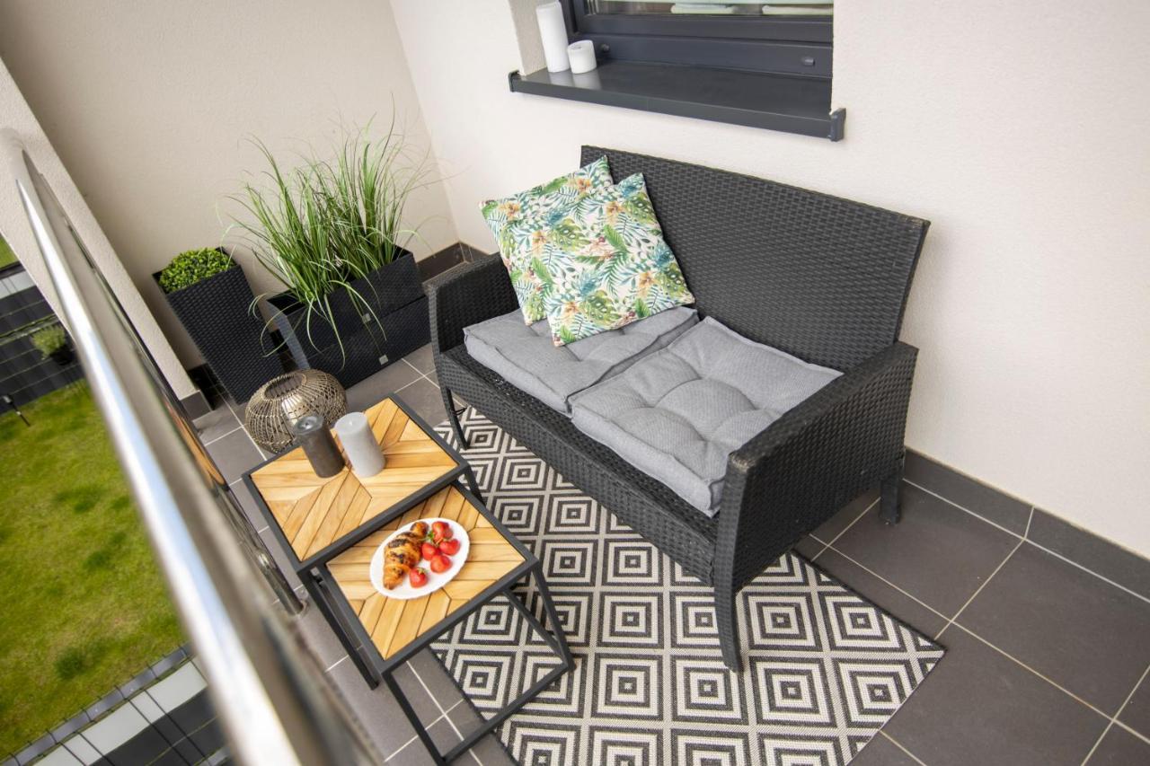 Appartamento Apartament Laurowa Tyczyn Esterno foto