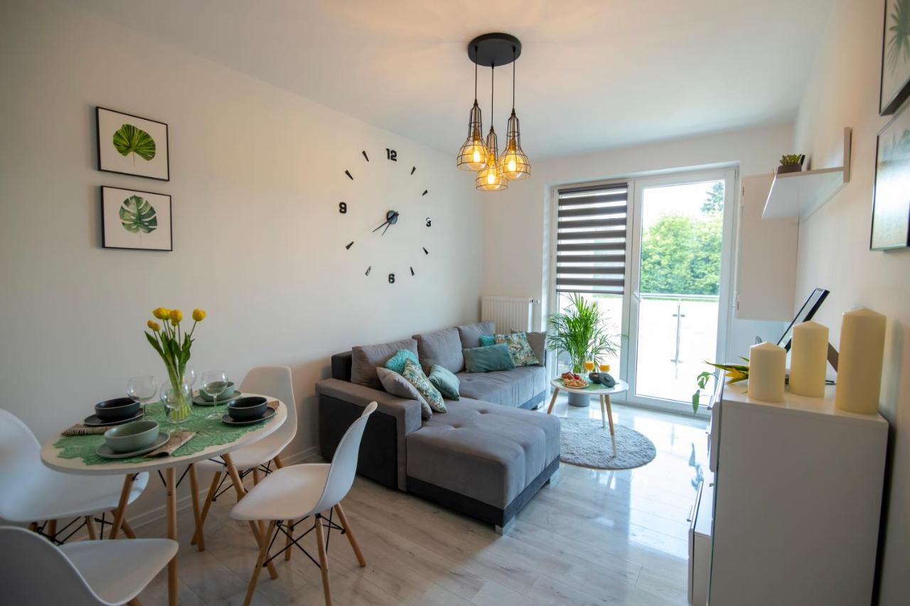 Appartamento Apartament Laurowa Tyczyn Esterno foto