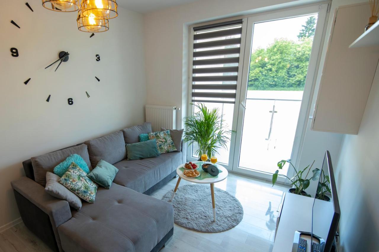 Appartamento Apartament Laurowa Tyczyn Esterno foto