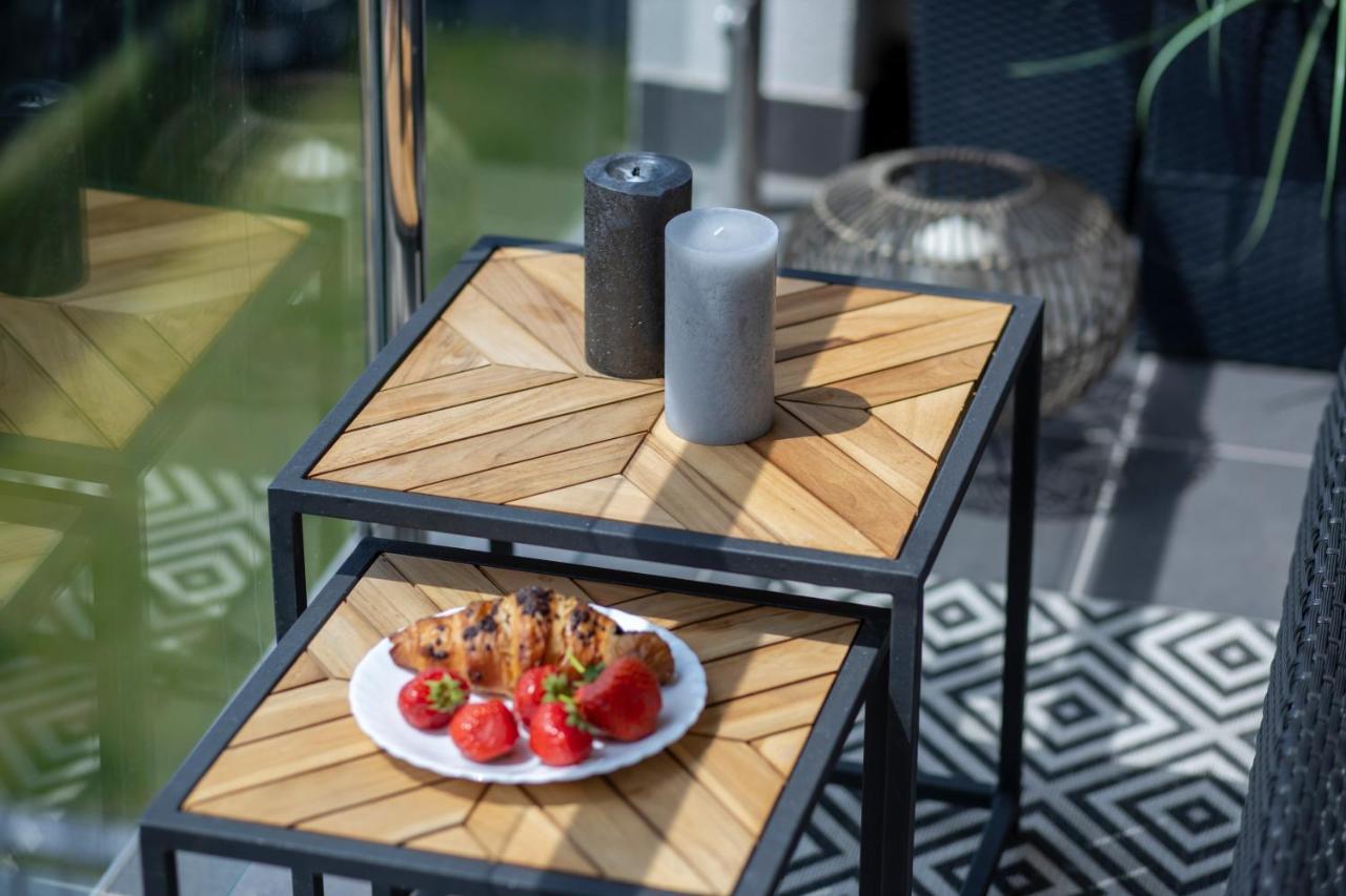 Appartamento Apartament Laurowa Tyczyn Esterno foto